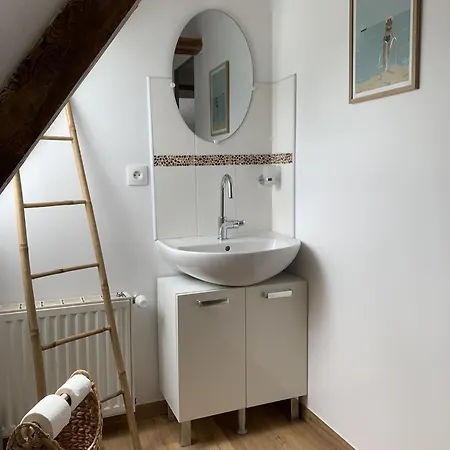 Les Petites Maisons De La Clarte Holiday home
